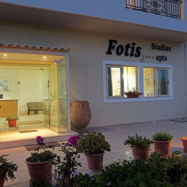 Fotis Studios Apartments
