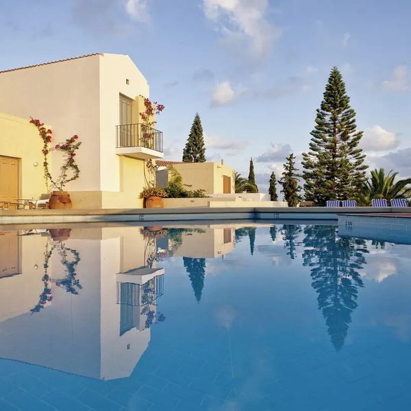 Galaxy Suites Boutique Resort