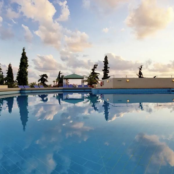 Galaxy Suites Boutique Resort