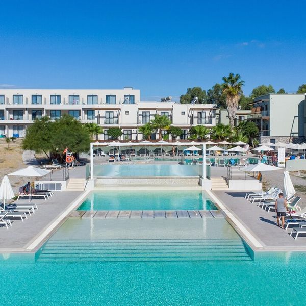 Gennadi Seaside Resort