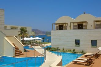 Giannoulis Grand Bay Beach Resort