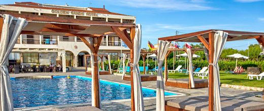 Golden Sands (Agios Georgios)