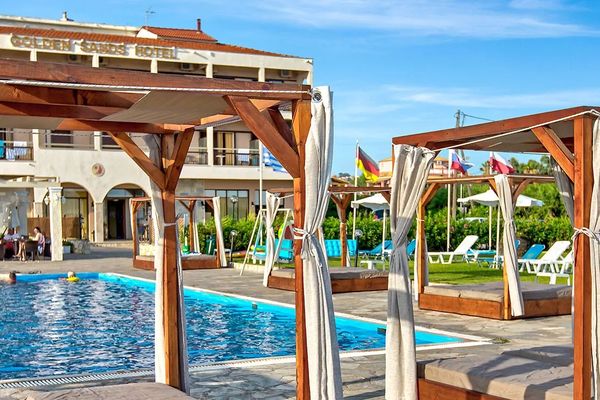 Golden Sands Agios Georgios