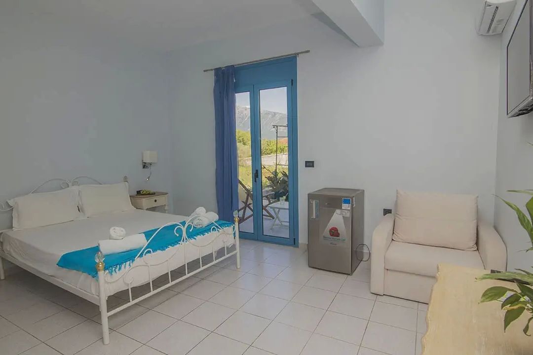 Grand Akrotiri - pokój