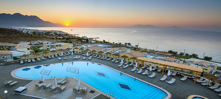 Grand Blue Beach