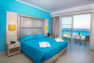 Grand Blue Beach