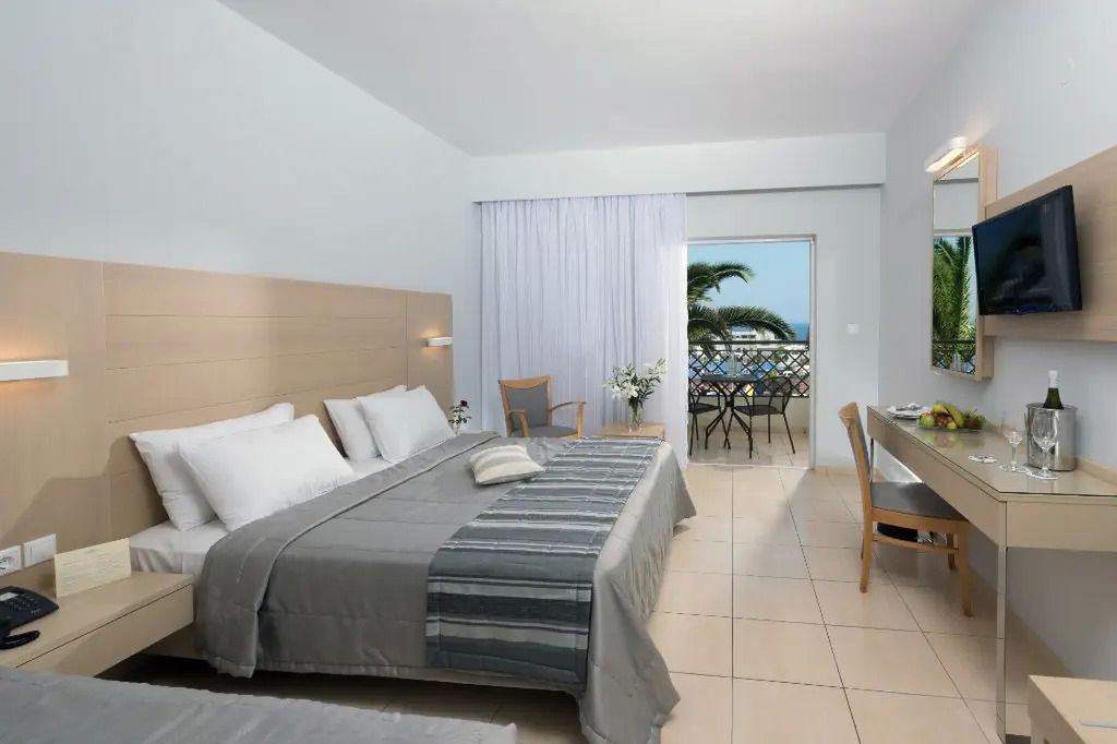 Grand Holiday Resort - pokój