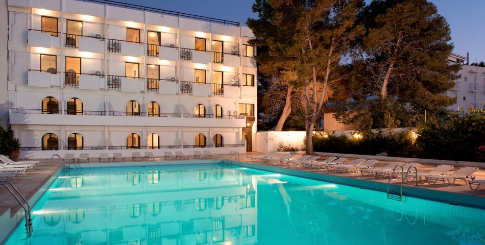 obiekt, teren hotelu, basen