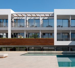 Ikones Seafront Luxury Suites