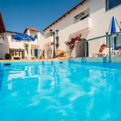 Iliana Apartments Hotel