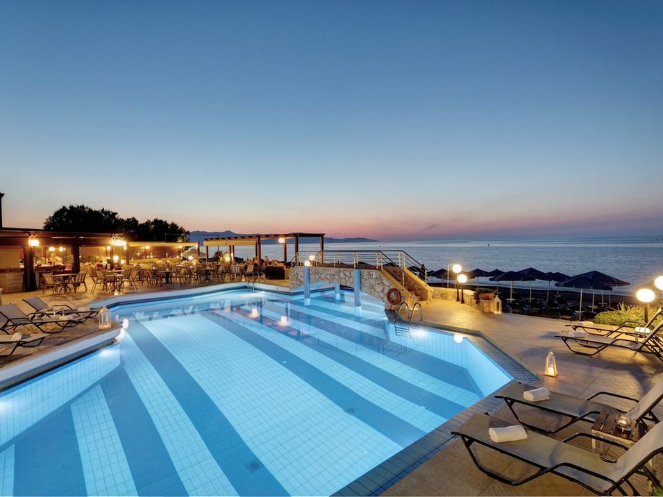 teren hotelu, basen