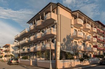 Ino Apartaments