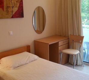 International (Rodos)
