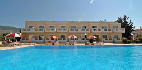 obiekt, teren hotelu, basen