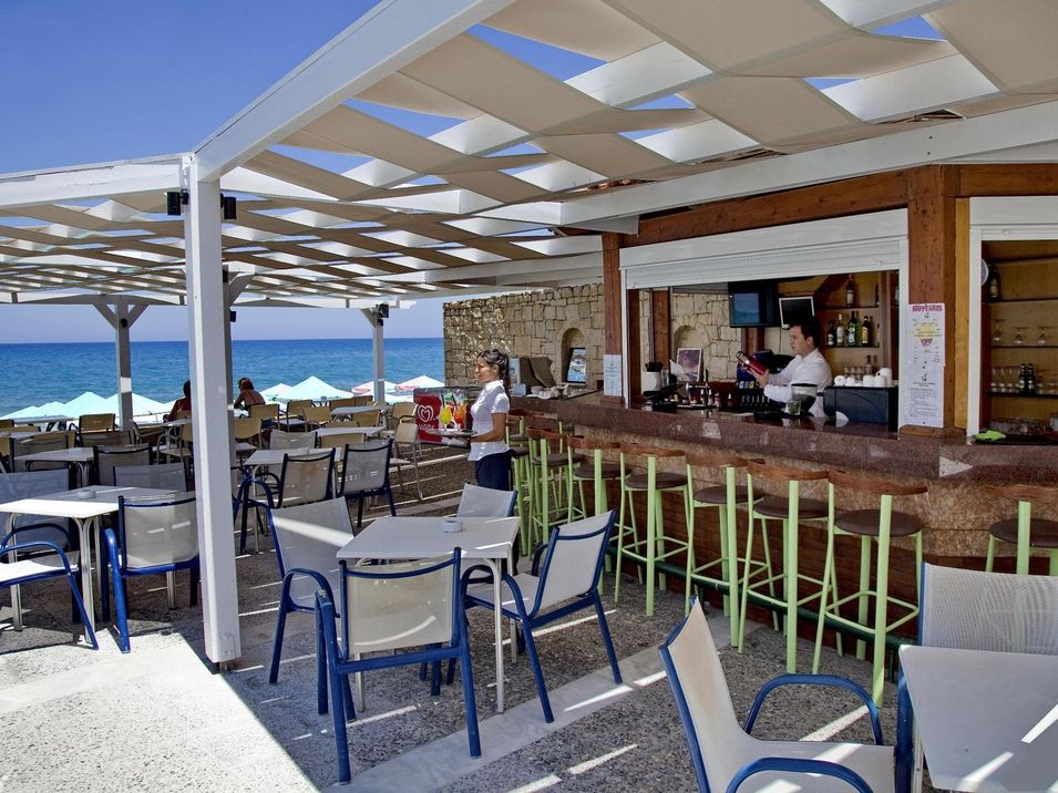 pool bar