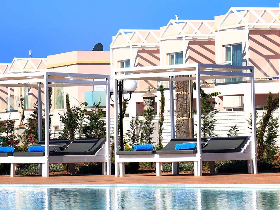 obiekt, teren hotelu, basen