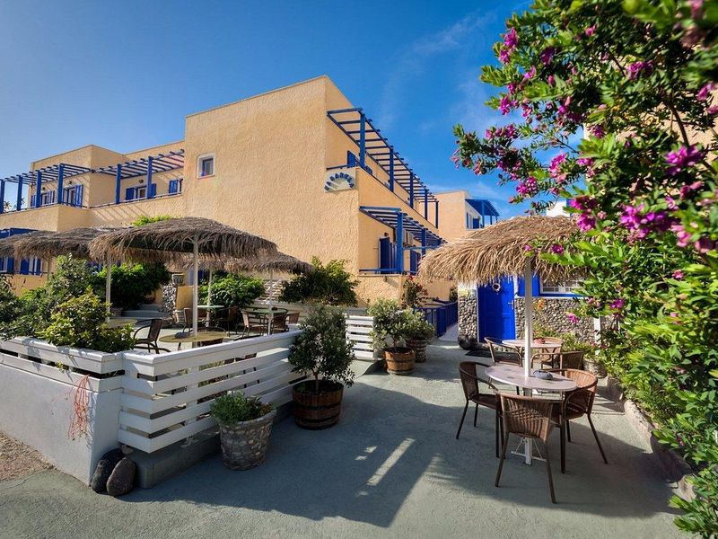 Kamarela Studios 2.5*