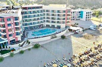 Konstantinos Palace