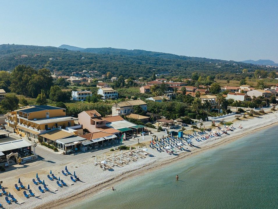 budynek główny, plaża