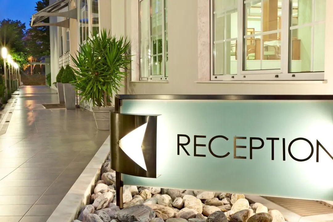 Kronos - teren hotelu