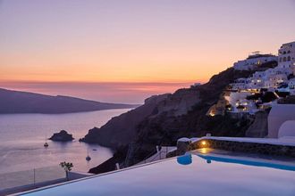 La Perla Villas and Suites