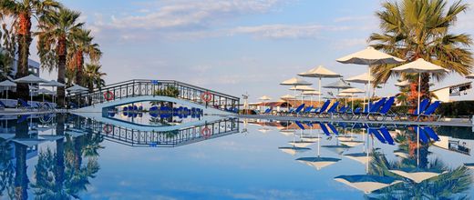 LABRANDA Sandy Beach Resort (ex Aquis Sandy Beach Resort)