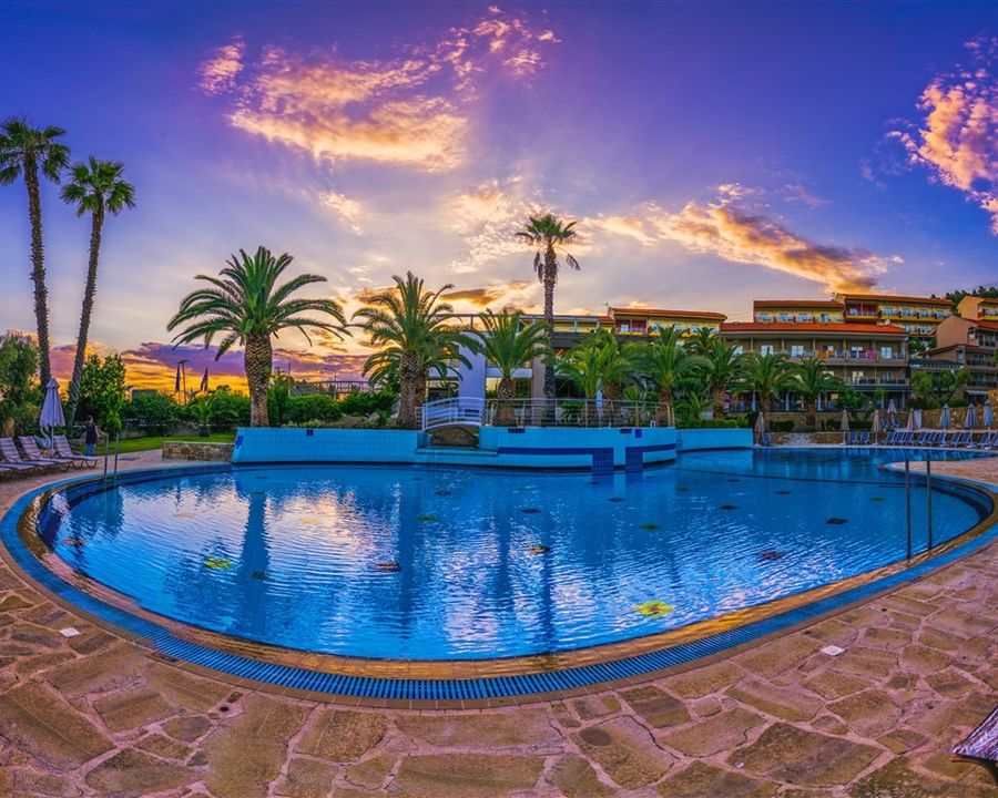 Lagomandra Hotel & Spa