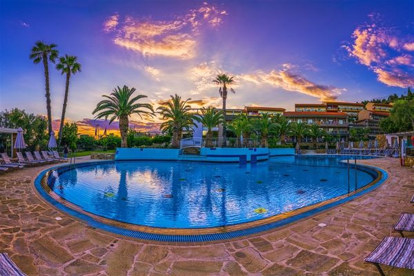 Lagomandra Hotel Spa