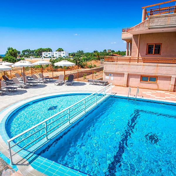 Hotel Ledras Beach
