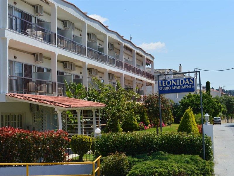 Leonidas Apartments