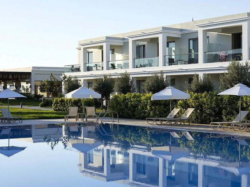 Levante Beach Resort By Playitas