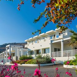 Lindos White Hotel Suites