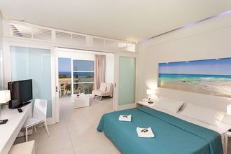 Lindos White Hotel Suites