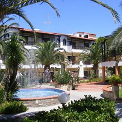 loli Village Hotel