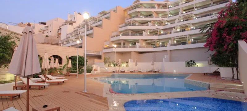 Macaris Suites and Spa