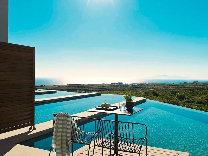 Magma Santorini Resort 4*