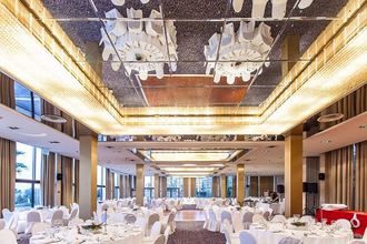 Makedonia Palace
