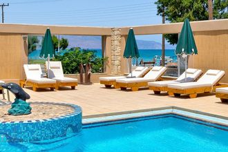 Maleme Mare Beachside