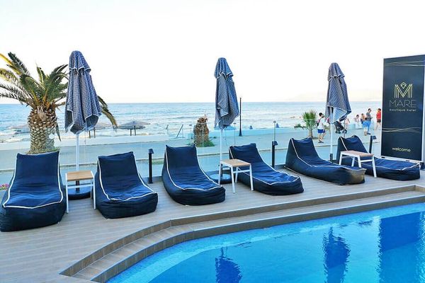 Mare Blue Suites