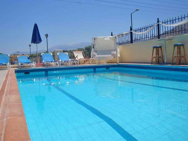 Maria Flora Apartments
