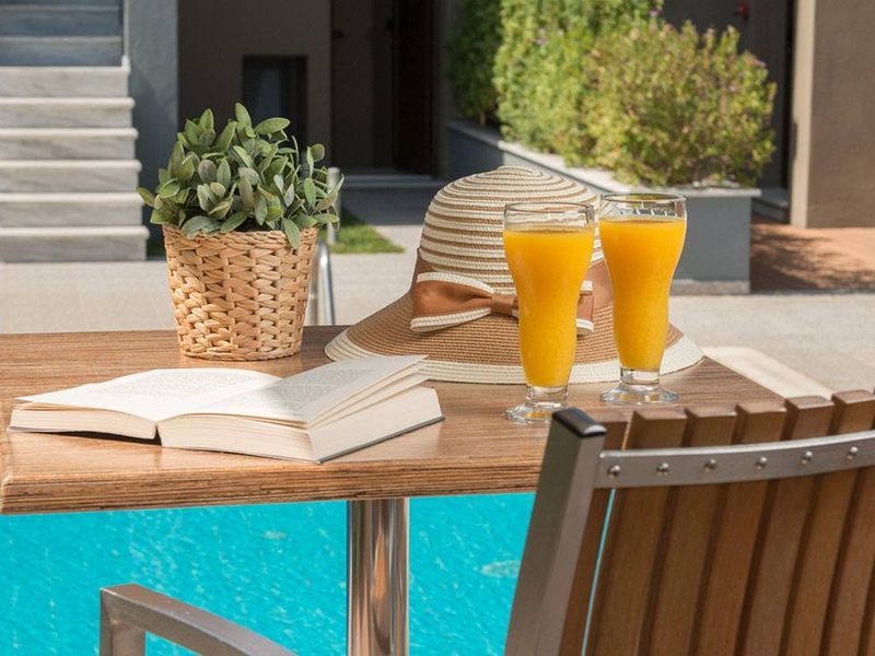 Mary's Residence Suites