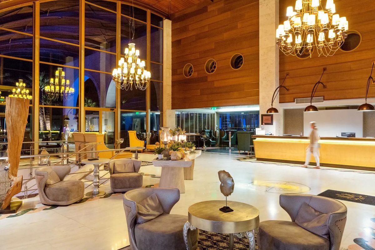 Mediterranean Village - recepcja / lobby