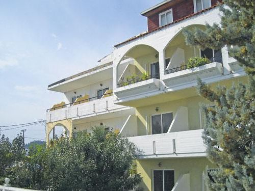 Mikes House Studios 3*