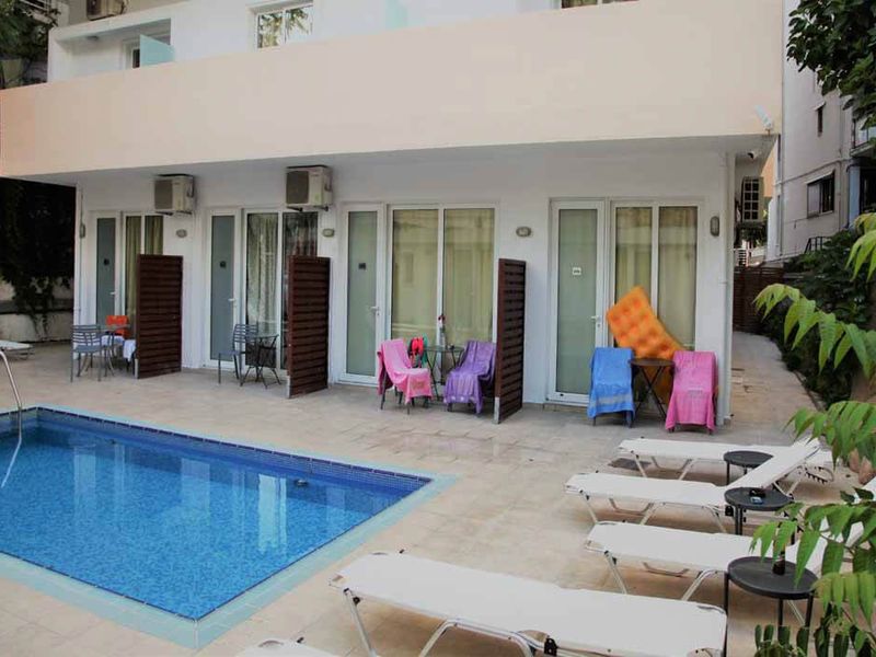 Mimosa Suites 2*