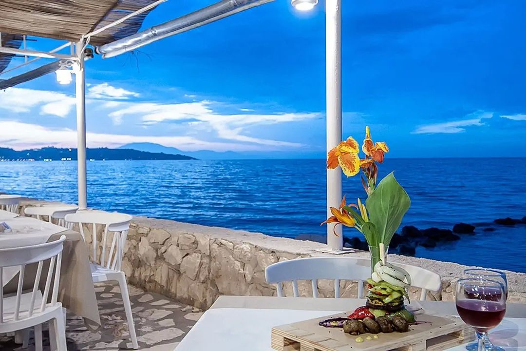 Mimoza Beach - restauracja