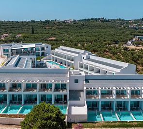 Mirage Bleu Resort