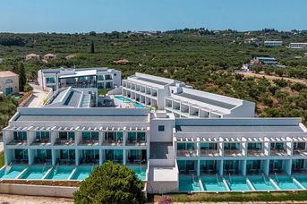 Mirage Bleu Resort