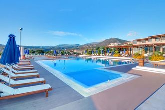 Miramare Resort Villas