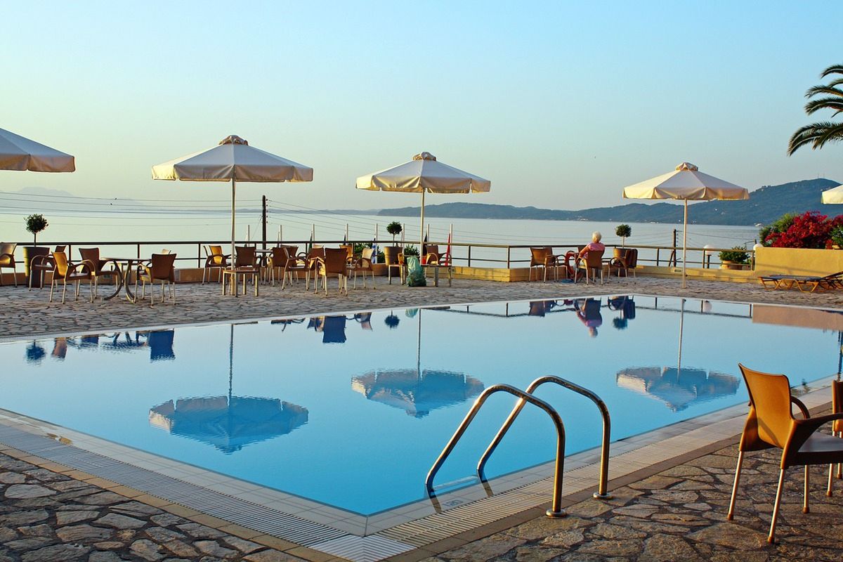 Mitsis Belvedere (Agios Ioannis) - basen