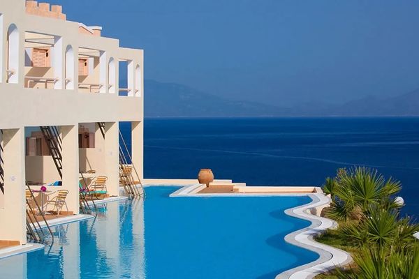 Canvas by Mitsis Family Village